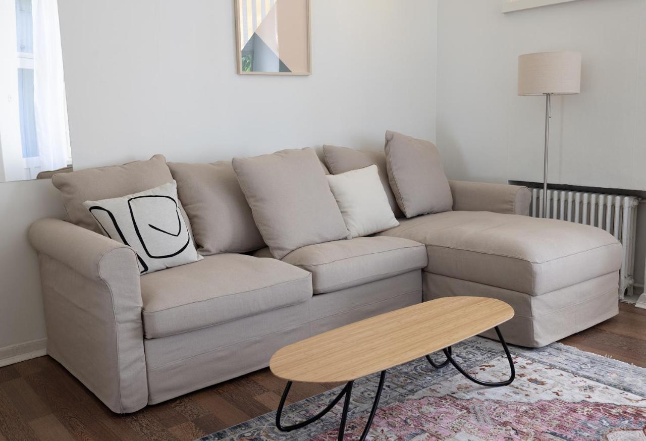 2Ndhomes City Center 2Br Apartment By The Finnish National Theatre With Balcony And Park View Helsinki Ngoại thất bức ảnh